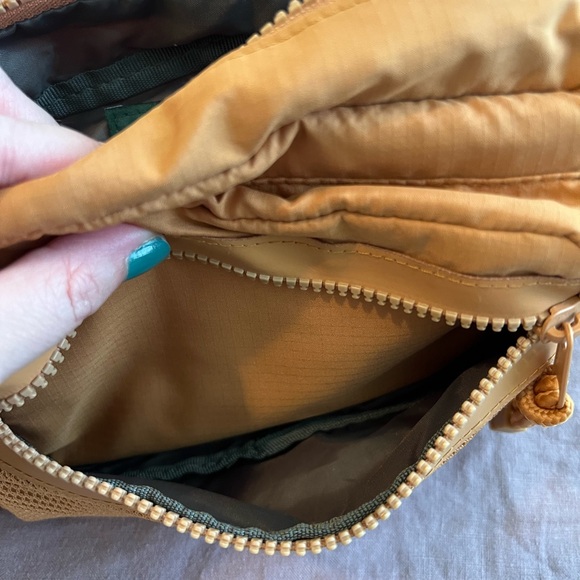 Target Fanny pack - Picture 4 of 5